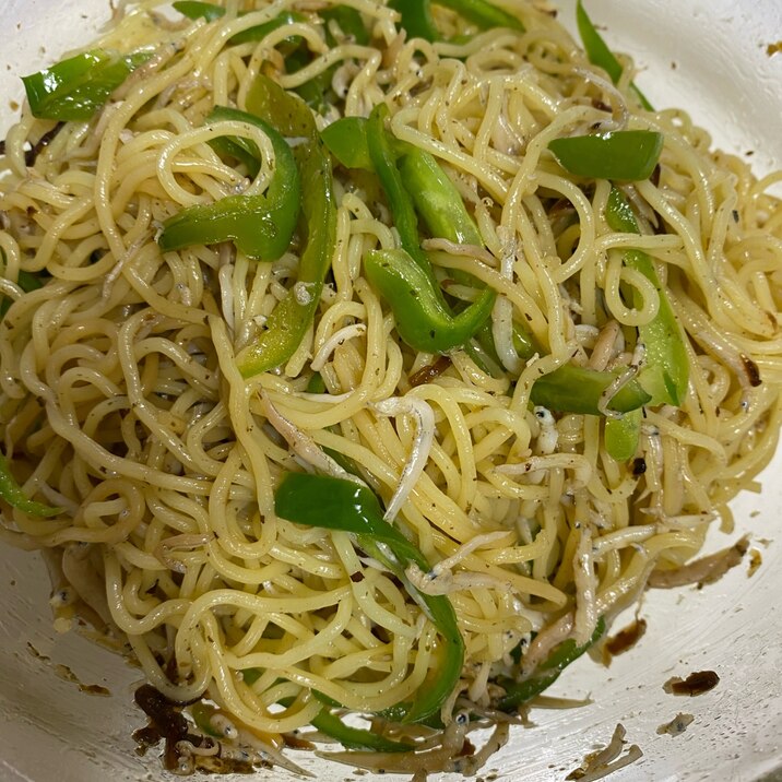 レンジで しらす 塩昆布ピーマン焼きそば レシピ 作り方 By You花凛 楽天レシピ レンジで しらす 塩昆布ピーマン焼きそば レシピ 作り方 By You花凛 楽天レシピ